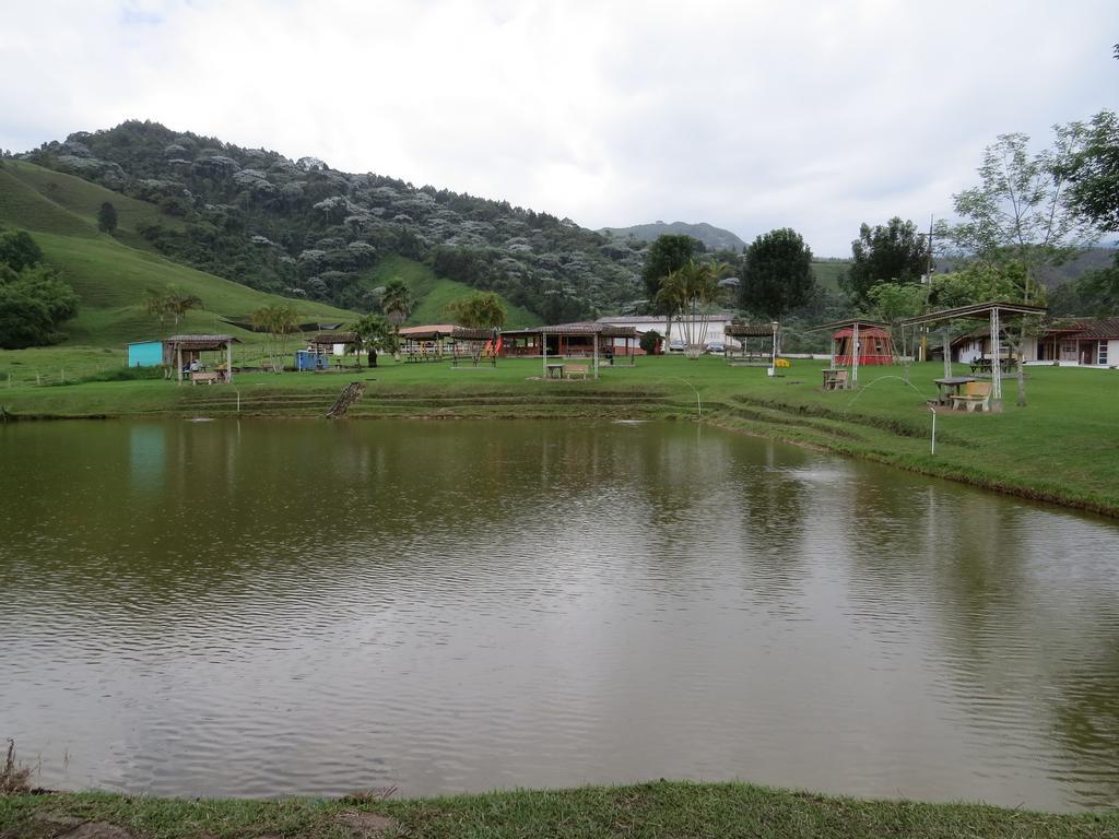 סנטה רוזה דה כבאל Finca Recreacional Marcelandia מראה חיצוני תמונה